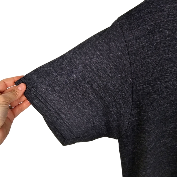 Ford Mustang Graphic Tee T-shirt NWT - Picture 5 of 7